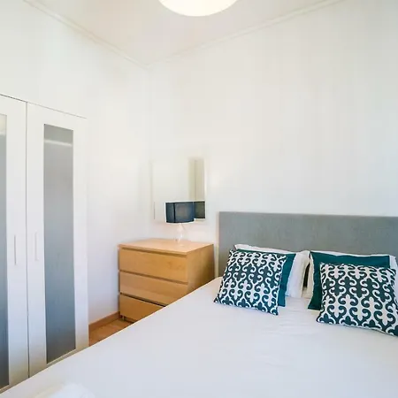 Shortstayflat- Downtown Without Noise Apartment Lisbon